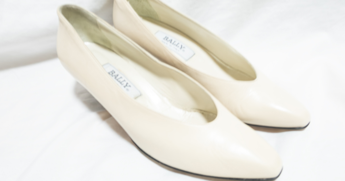 履けなかった一足から得た、次に活かすための記録｜BALLY パンプス
