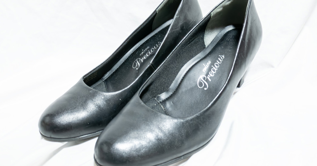 可変ストラップ構造を持つ｜洋服の青山 n-line 3WAY パンプス